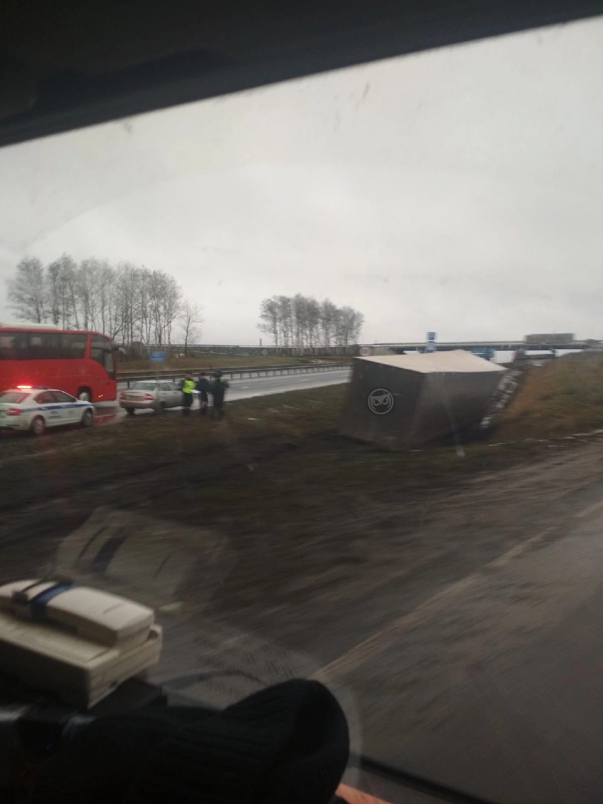 В Пензенской области на М5 фура улетела в кювет | 24.11.2022 | Пенза -  БезФормата