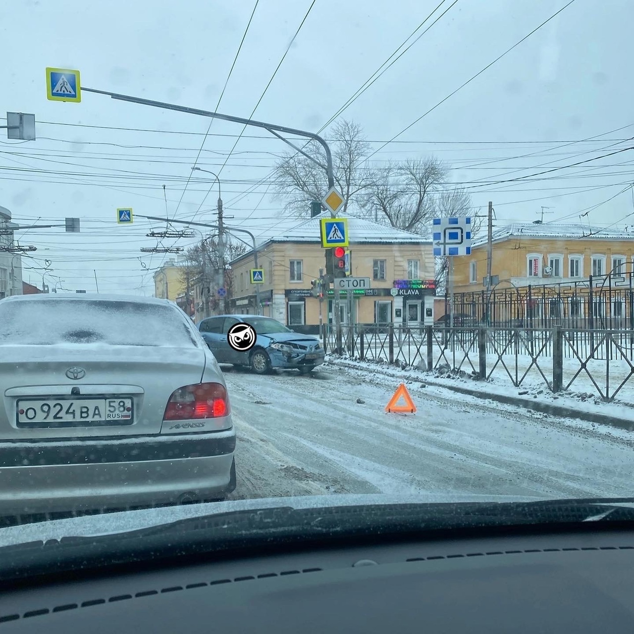 В Пензе на улице Суворова произошло ДТП с участием автомобиля такси |  12.02.2023 | Пенза - БезФормата