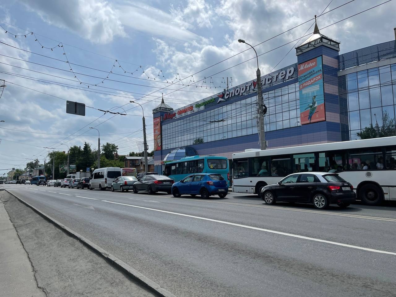 В Пензе улица Суворова будет перекрыта как минимум еще два дня | 25.05.2023  | Пенза - БезФормата