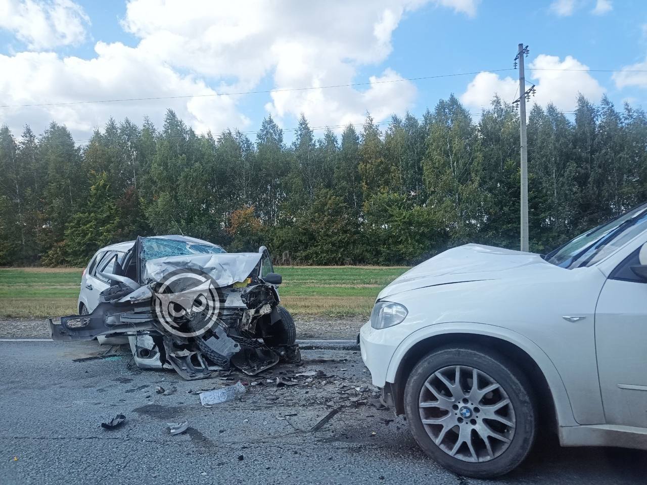 Под Пензой в жестком ДТП раскурочило легковушку | 10.09.2023 | Пенза -  БезФормата