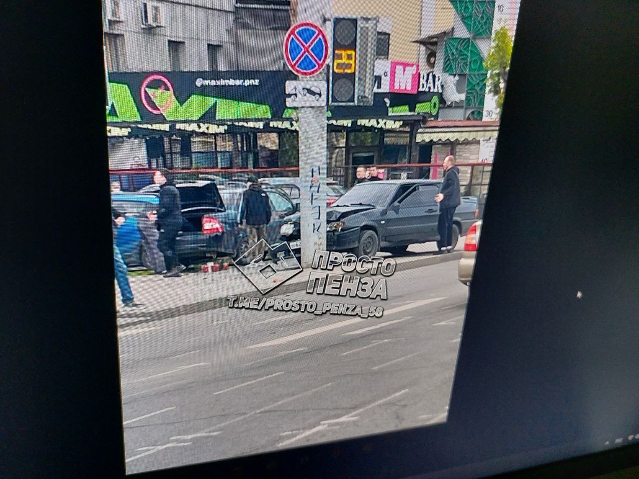 В Пензе машина влетела в столб на улице Московской | 14.05.2024 | Пенза -  БезФормата