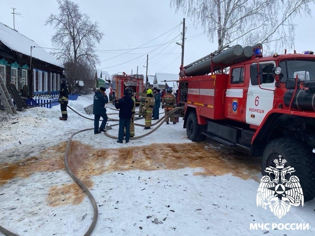 В Кузнецке в пожаре на Баумана ребенок получил ожоги второй степени |  02.02.2024 | Пенза - БезФормата