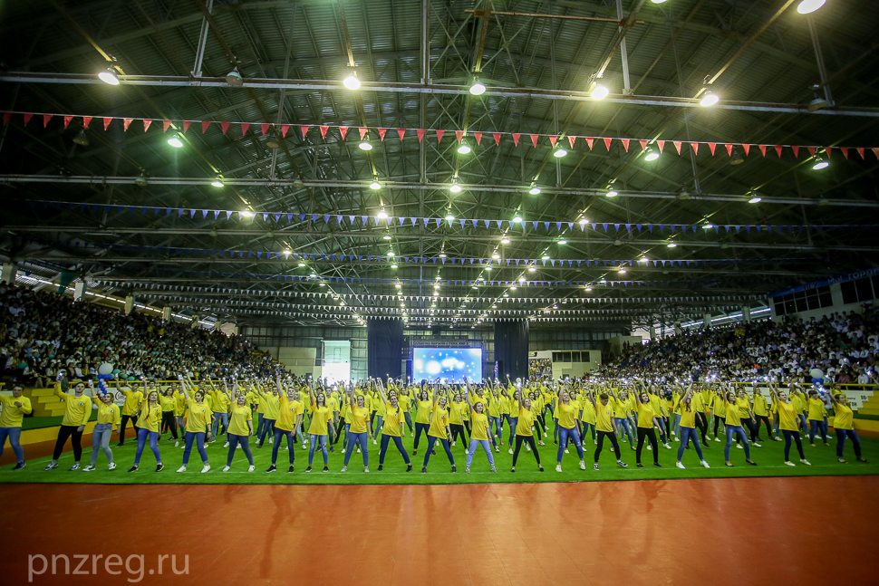 Пензенский губернатор добивается увеличения количества бюджетных мест в вузах