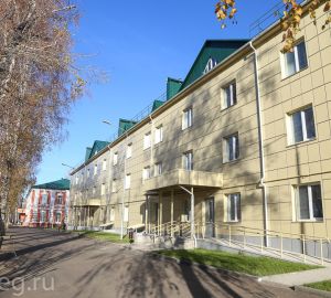 Квартира за работу в Нижнем Ломове: губернатор вручил ключи новоселам — сотрудникам компании "Дамате"