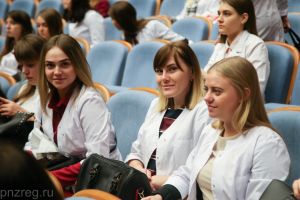 Молодые медики получат бесплатное жилье за работу в районах