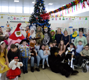 Группа компаний "Дионис" подарила детям новогоднюю сказку