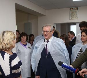 Губернатор посетил новый офис врача общей практики в с. Голицыно