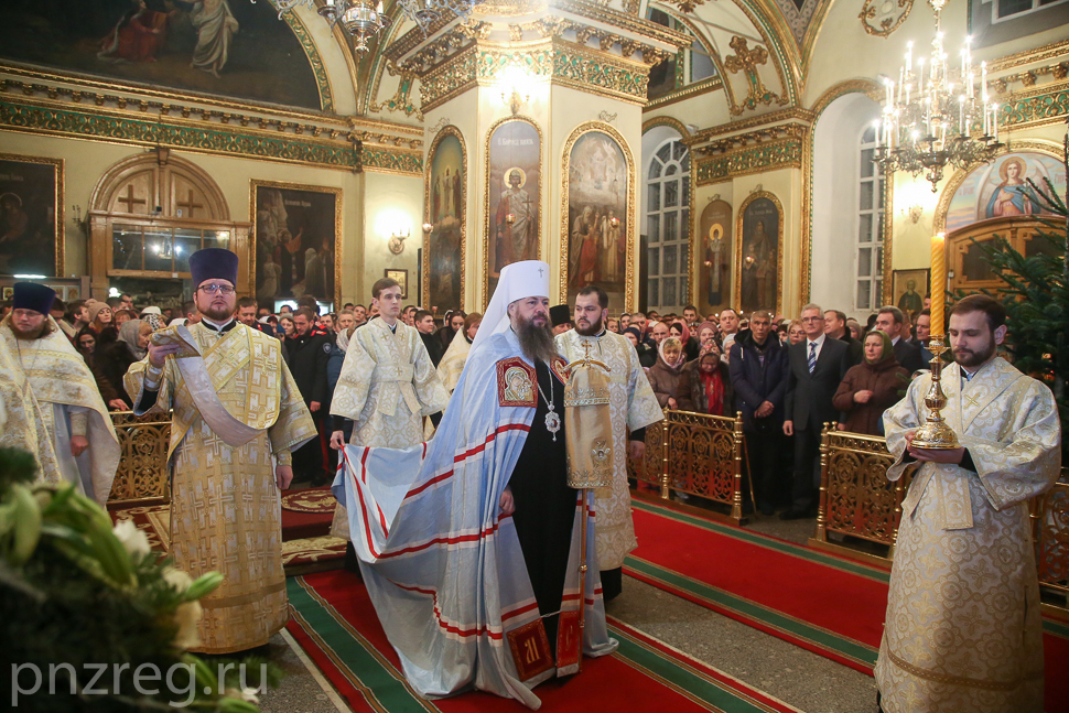 Митрополит Пензенский и Нижнеломовский Серафим обратился к верующим с посланием