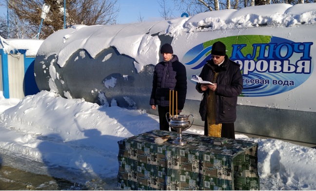 Вода "Ключ здоровья" в Крещение приобретает особые свойства