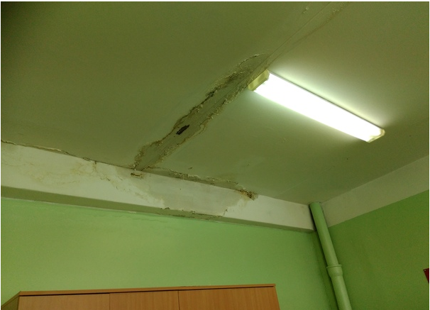 В управлении образования назвали срок, когда в пензенской школе отремонтируют текущую крышу