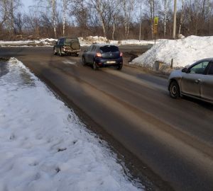 Снесли знаки и не вернули: пензенцы жалуются на странный ремонт дороги