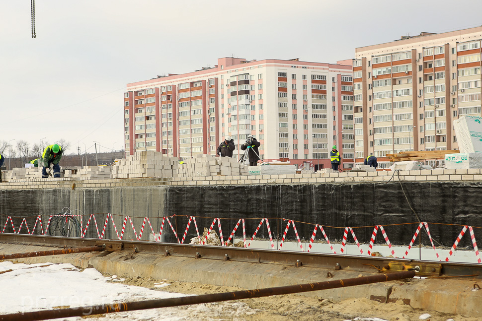 Новую школу в Арбеково строят в две смены