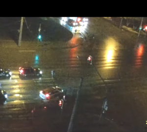 В Пензе ночью на опасном перекрестке сбили пешехода