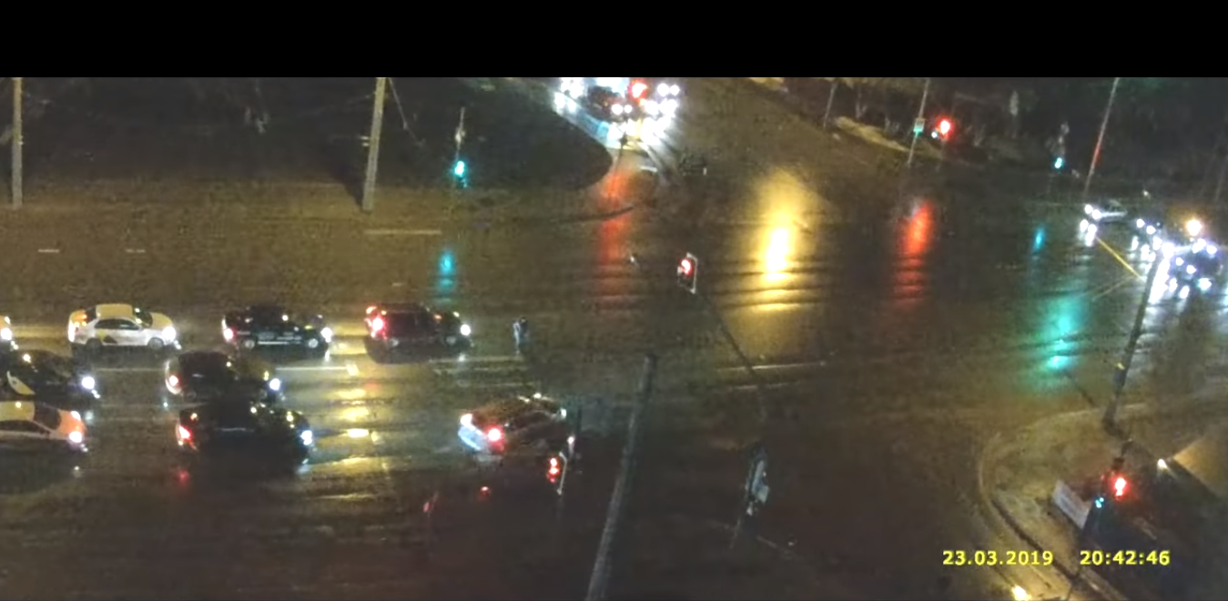 В Пензе ночью на опасном перекрестке сбили пешехода