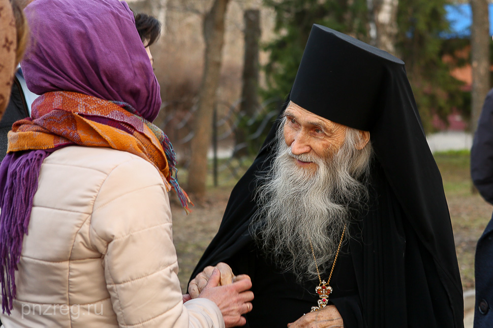 Спасский собор в Пензе посетил личный духовник патриарха Московского Кирилла