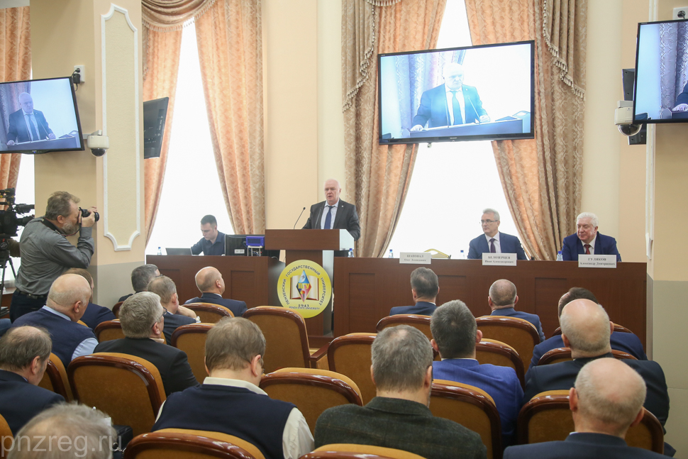 В ПГУ обсудили разрыв высшей школы и реального сектора экономики