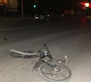 Чудом не пострадал: семилетнего мальчика, сбитого на велосипеде в Спутнике, врачи отпустили после осмотра