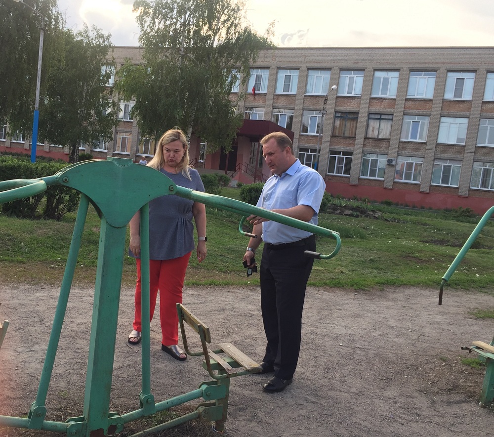 Сергей Палювин помог пензенской школе № 60 с ремонтом