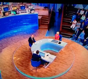 Владимир Путин дал поручение Веронике Скворцовой разобраться с зарплатами сотрудников "скорой помощи"