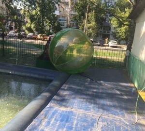 «Берегите своих детей»! Ребенок получил ожоги на детском аттракционе в филиале парка Белинского