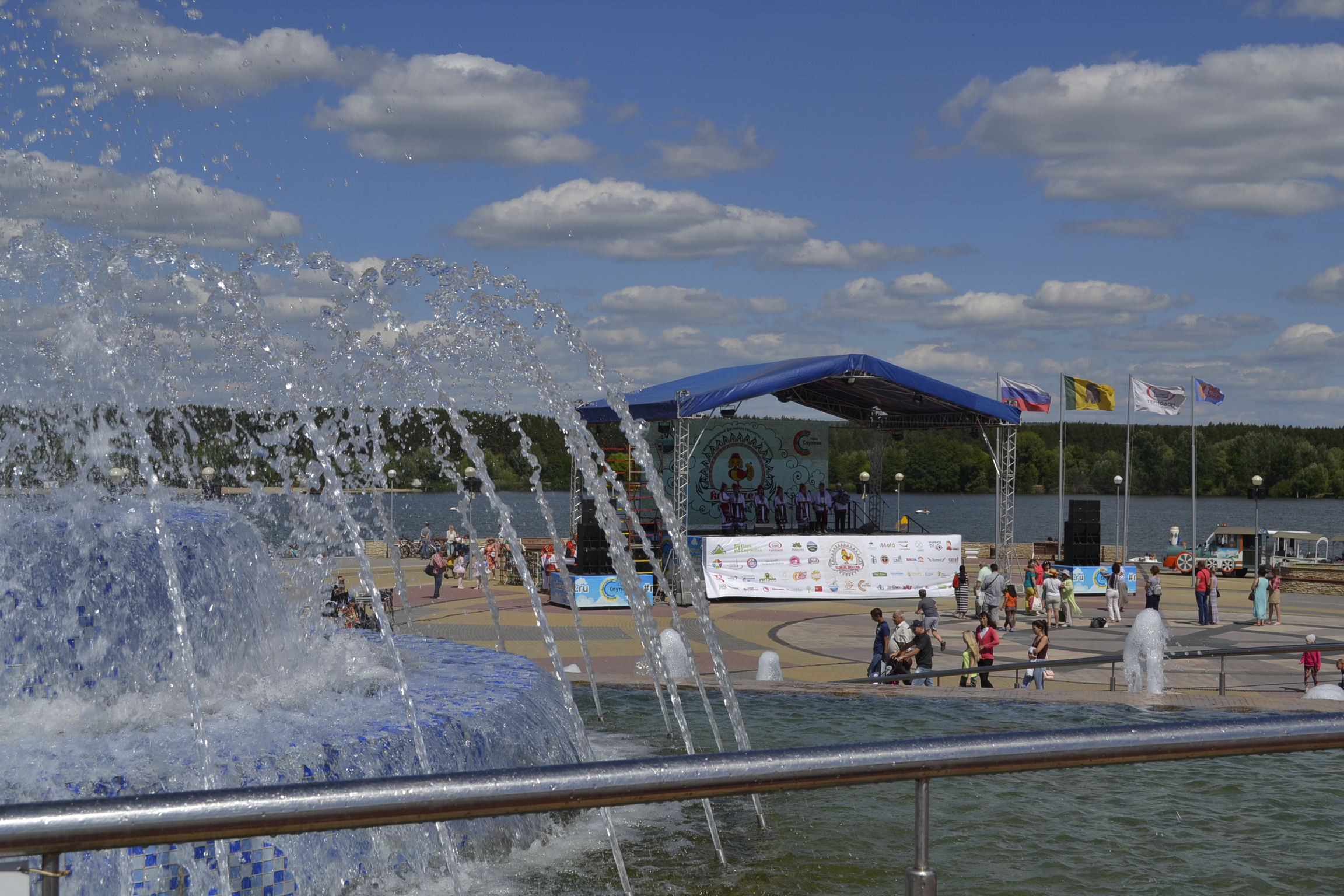 На фестиваль "Канитель" приехали туристы со всей страны