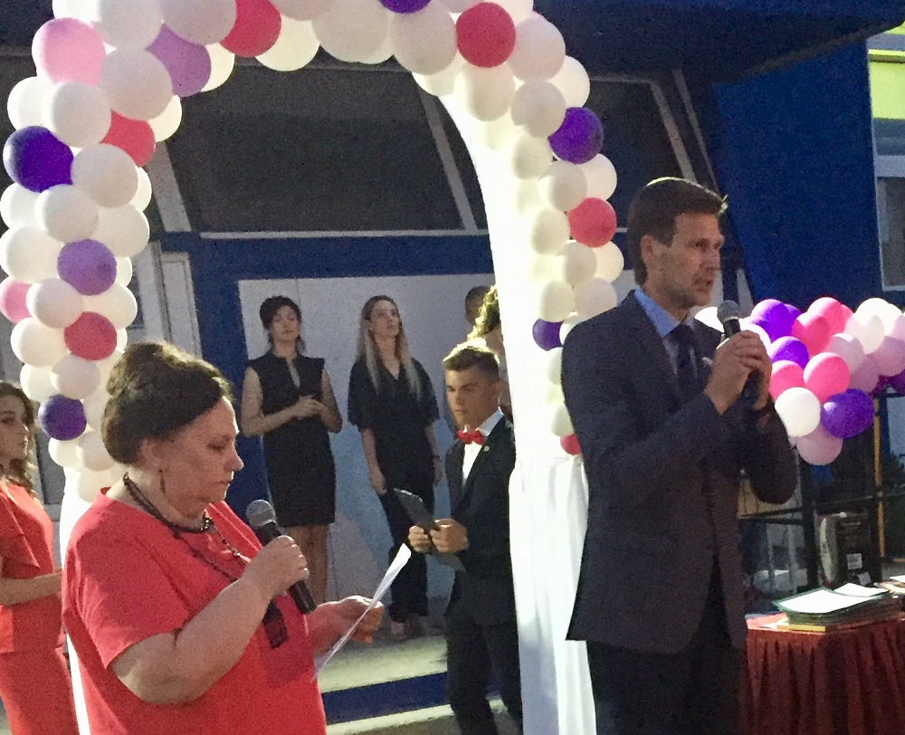 Борис Панин поздравил выпускников пензенской школы №59