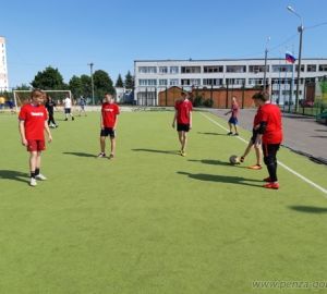 В Пензе все лето с дворовыми командами будут заниматься профессиональные тренеры по футболу