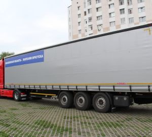 Николай Кузяков и Ольга Чистякова приняли участие в отправке гуманитарного груза в Иркутскую область