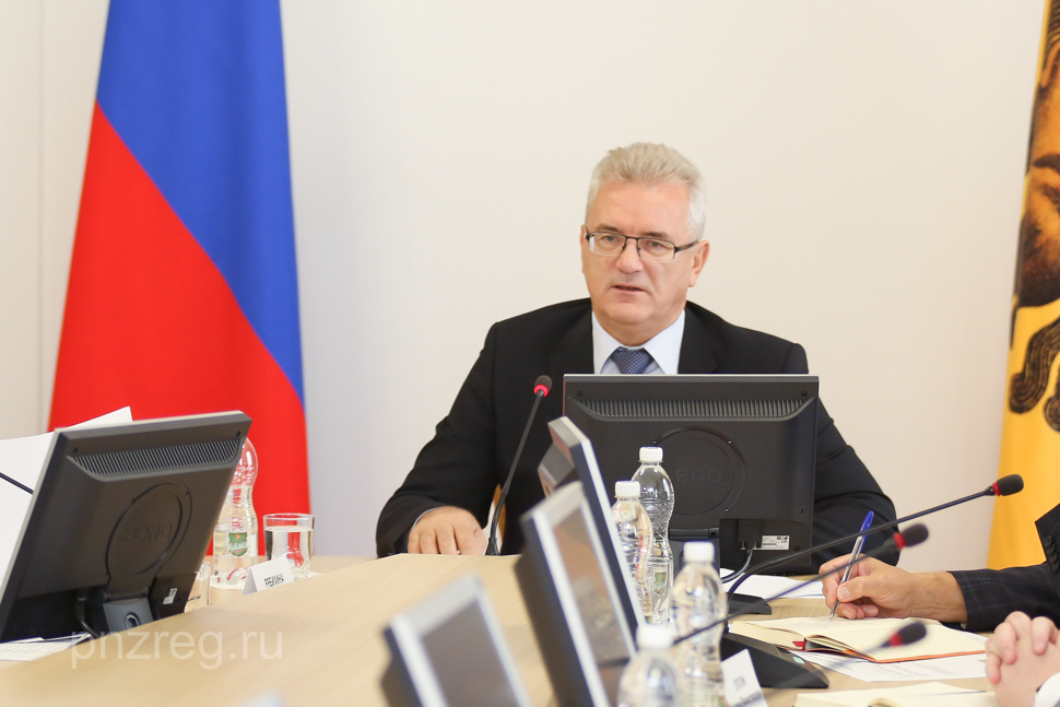 119 миллионов рублей на знания: пензенские школы закупают учебники