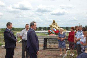 В Сердобском районе заасфальтируют дорогу к памятнику героям Великой Отечественной войны