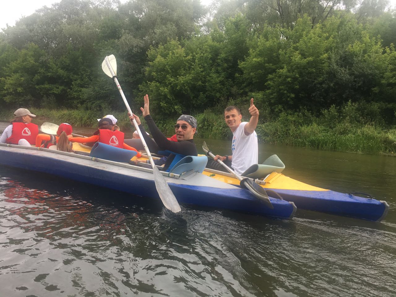 Николай Кузяков организовал сплав на байдарках по Хопру