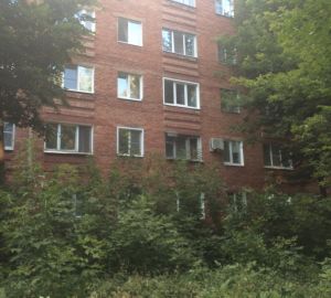 В Пензе малыш упал с четвертого этажа. Накажут ли родителей?