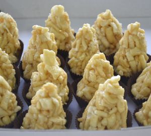 В России рухнули цены на сахар. Подешевеют ли сладости?