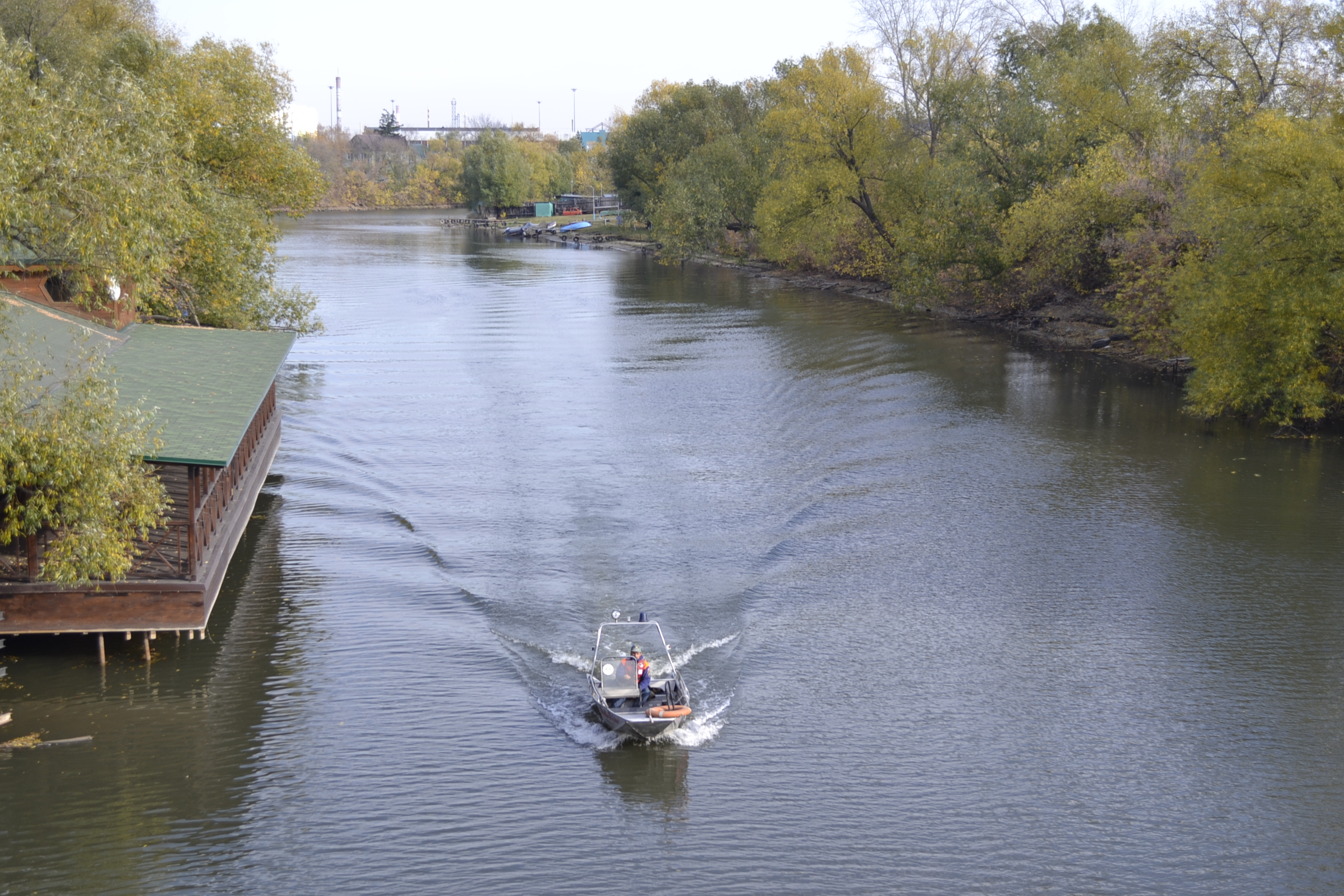 Пензенские спасатели вытащили из воды двух тонущих мальчиков