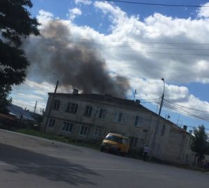 В кузнецке горит многоквартирный жилой дом. Комментарии МЧС