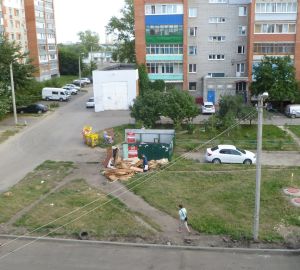 Жители: в Пензе на Чаадаева три дня не вывозили мусор