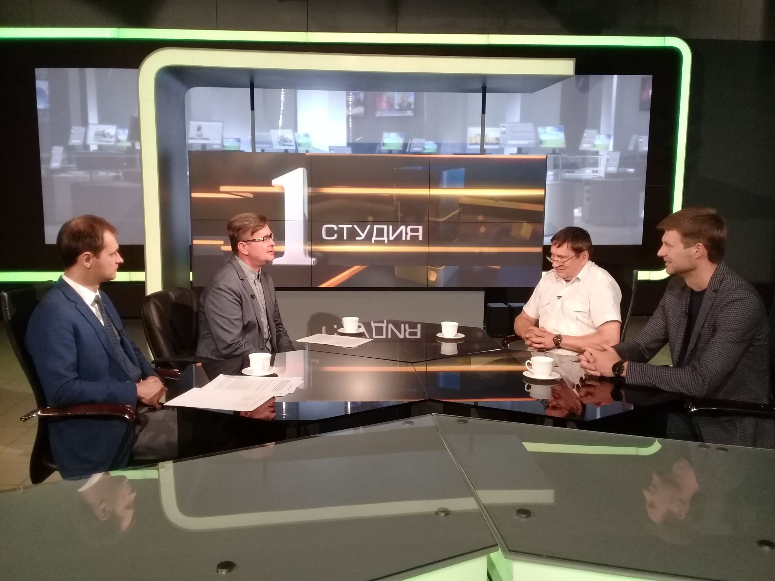 «Ограничить нельзя помиловать»: эксперты «1 Студии» в эфире ТВ «Экспресс» расскажут о последствиях «закручивания гаек» на рынке легального алкоголя