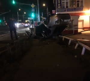 В Пензенской Терновке автомобиль перевернулся на крышу