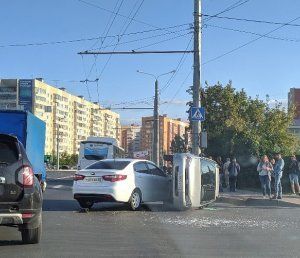 "Калина" на боку: в ГИБДД озвучили данные о пострадавших в аварии в Терновке