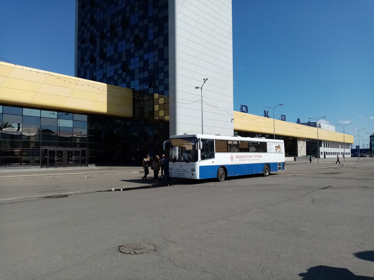 Пензенцы на вокзале сдали 17 литров крови