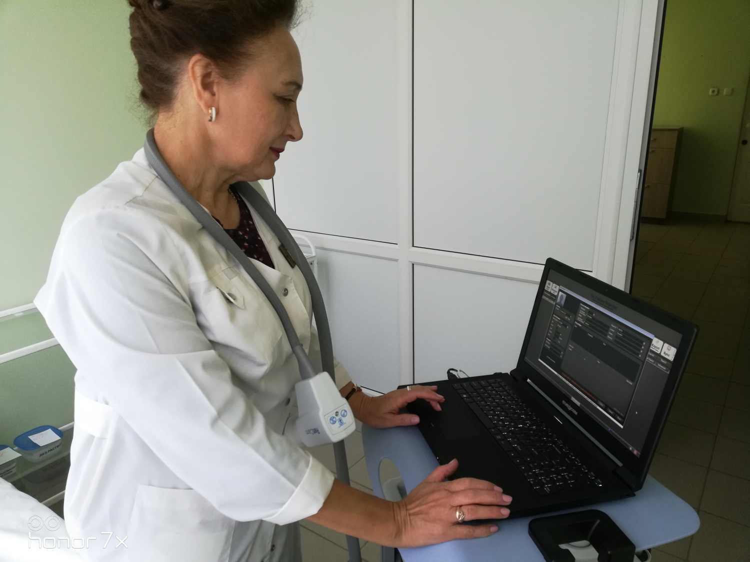 Детские больницы области получили оборудование для диагностики болезней глаз