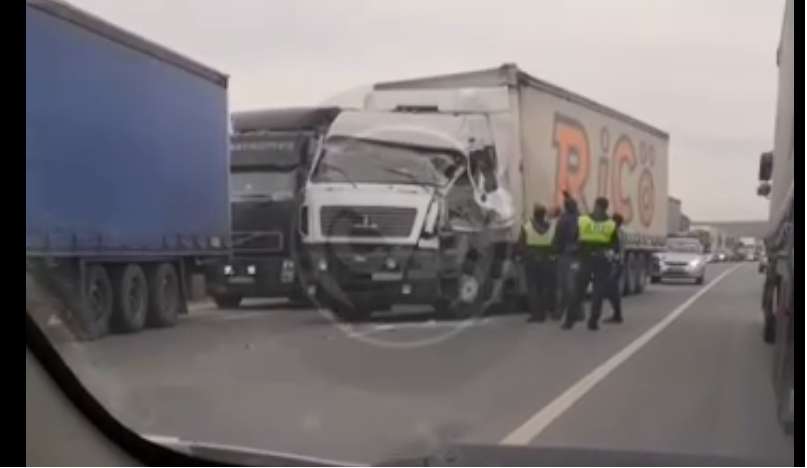 В УГИБДД прокомментировали аварию с КАМАЗом на М5 в направлении Кузнецка