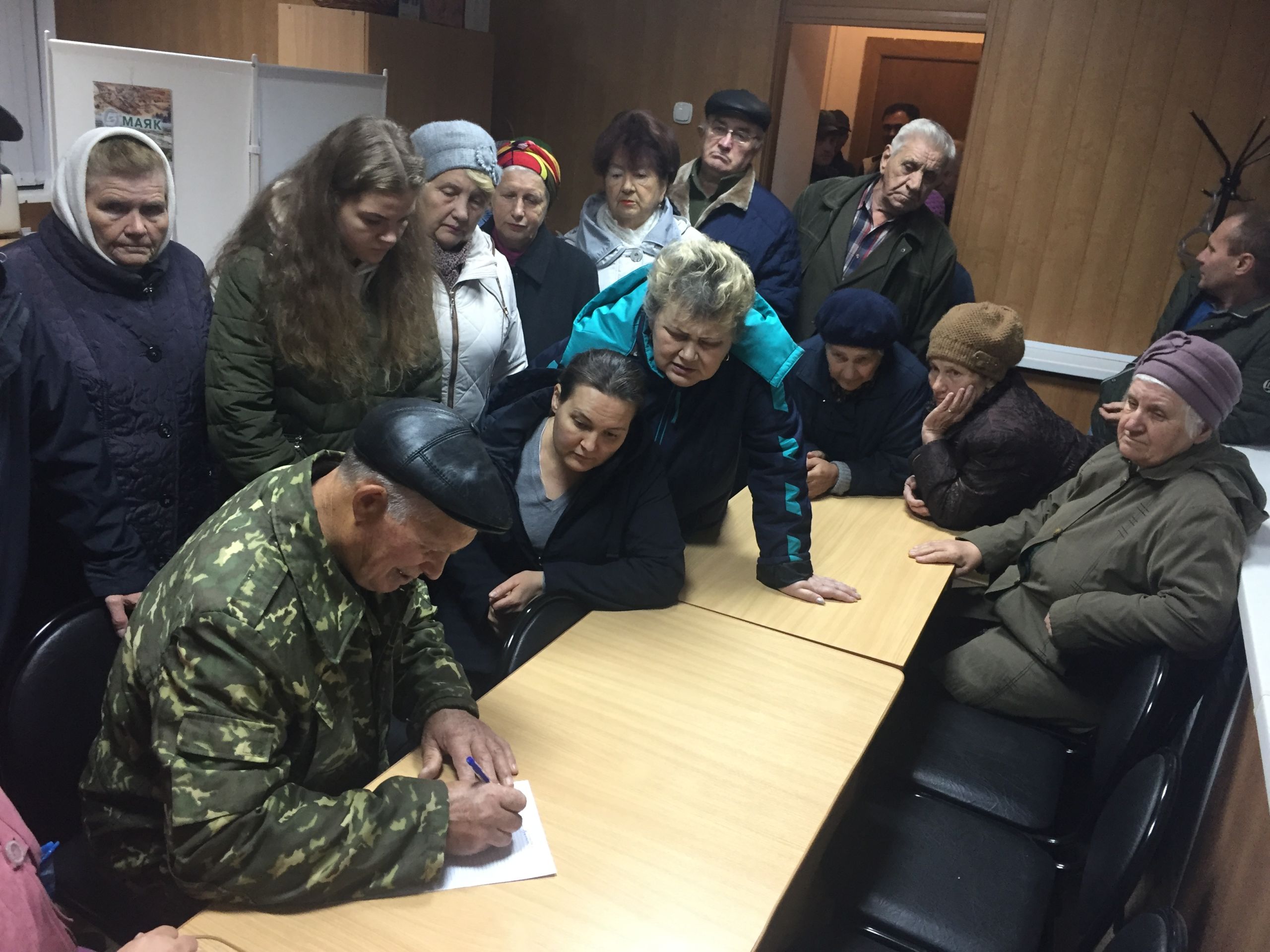 Стало известно, кто занимается  сносом погребов пензенских пенсионеров