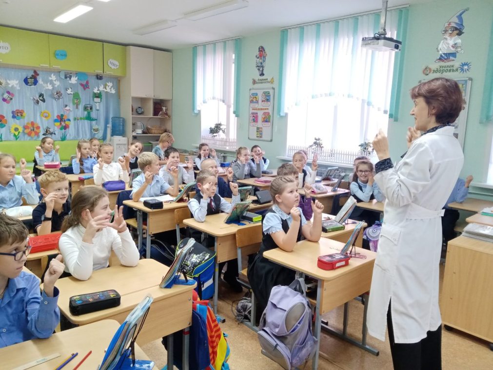 Пензенские врачи провели профилактическую беседу со школьниками