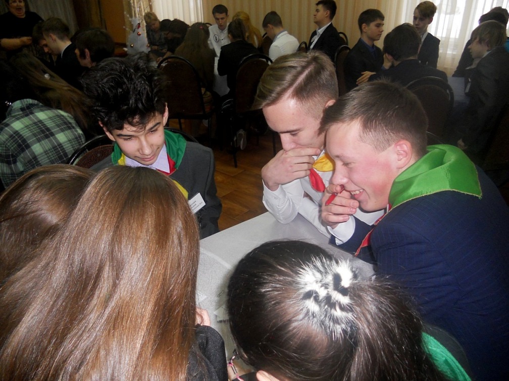 Пензенские школьники блеснут знаниями по географии в игре "Что? Где? Когда?"