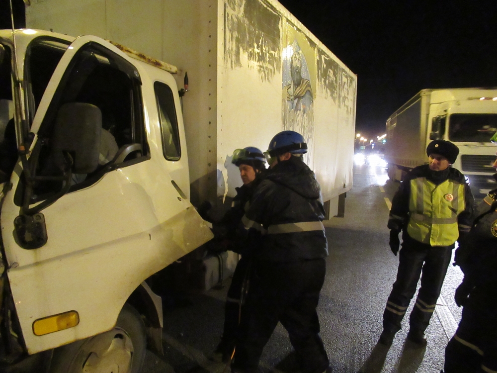 Авария на М5: водителю зажало ноги