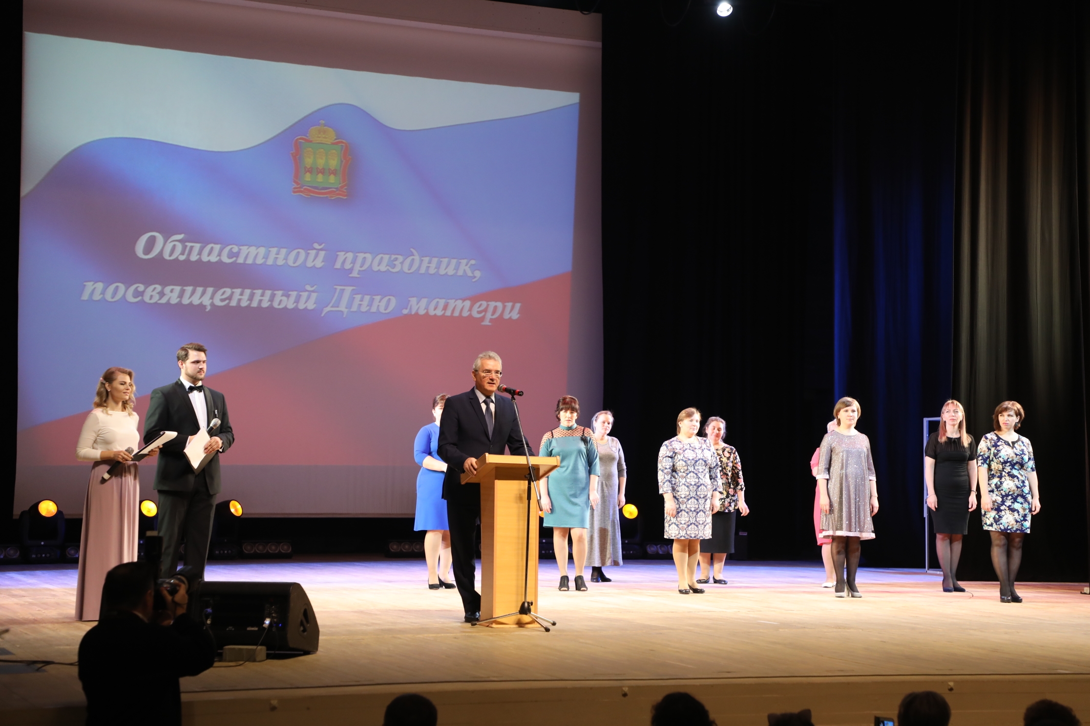 Ольга Чистякова приняла участие в празднике по случаю Дня матери