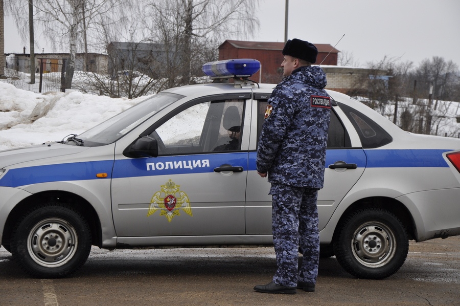 Жителя Пензы задержали при попытке ограбить торговый центр