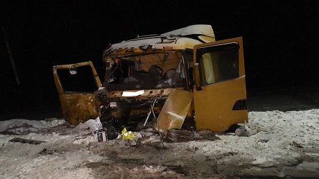 На трассе в Пензенской области водитель фуры погиб в страшном ДТП