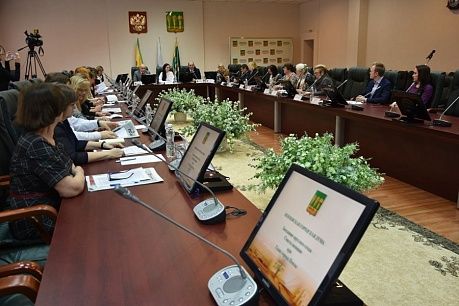 Участники "круглого стола" в пензенской гордуме предложили запретить снюсы на законодательном уровне